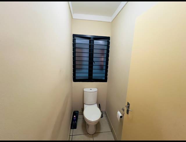 2 BEDROOM APARTMENT FOR SALE IN SONHEUWEL